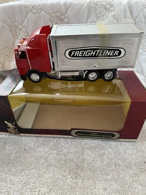 NEW! NIB New-Ray 12103 Freightliner FLB COE Long Hauler Die Cast   - Image 1 of 4