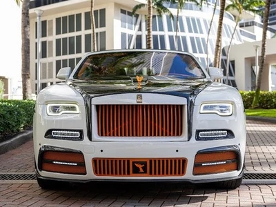 Rolls-Royce Dawn 2017  Foto 1 de 4