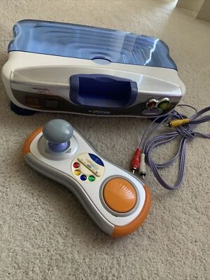 Vtech V.Smile V-Motion Active Learning System Console 10 games + 1 Controller - Image 1 of 4