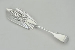 RARE VICTORIAN HM STERLING SILVER PIERCED FISH SERVER 1846 - Picture 1 of 12