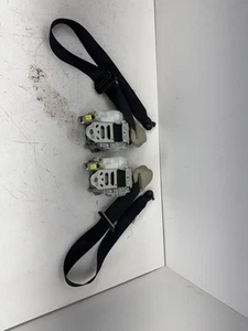 08-11 INFINITI G37 2D COUPE - LEFT & RIGHT FRONT SEAT BELTS 2 PLUGS - OEM - Picture 1 of 9