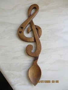 music lovers wood carved spoon - Picture 1 of 3