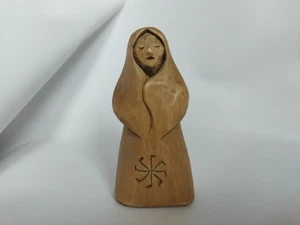 Estatua de Lada. Estatua de madera Lada tallada a mano. Mitología eslava. - Imagen 1 de 24