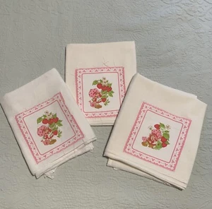 VINTAGE! STRAWBERRY SHORTCAKE PINK SQUARES Sewn On Material Approx 22x36 Pink - Picture 1 of 21