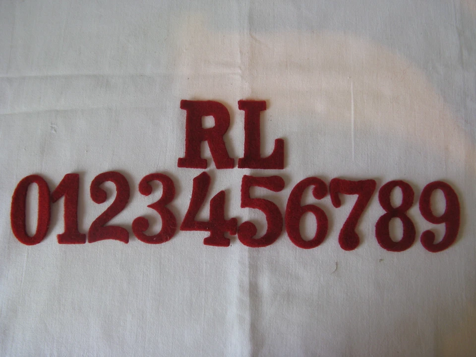  CHIFFRES et LETTRES pour COUVRE - CASQUE à pointe 1914 - 1918 Allemagne - Photo 1/1