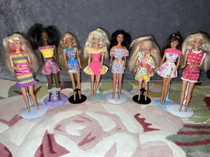 Menge 8 Vintage Barbie Puppen in 80er Jahre Outfits - Bild 1 von 16