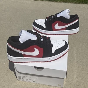 New DS Nike Jordan 1 Low Women Black White Gym Red DC0774-016 Size 8W / 6.5 Mens - Picture 1 of 11