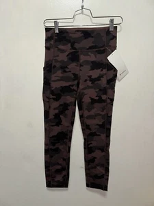Lululemon Women Invigorate HR Crop 23” Everlux HER5 Size 6 Camo - Picture 1 of 5