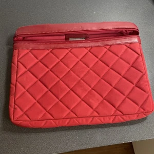 Knomo Laptop Sleeve Bag 13” Red Quilted - Picture 1 of 11