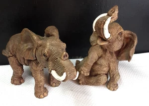 Elephant statues (2) lot... Heavy Weight/ Hand Painted Ceramic - Picture 1 of 9