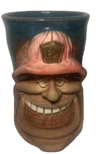 Taza de arcilla Jac Genovese 3D cara divertida para bombero - Imagen 1 de 11