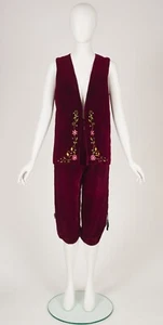 1970s Vintage Burgundy Velvet Floral Embroidered Vest Lace-Up Capri Pants Sz XS - Picture 1 of 7