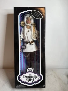 INTEGRITY TOYS - DYNAMITE GIRLS - ARIA - #66005 - 2008 - Picture 1 of 7