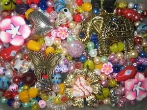 GLASPERLEN MIX/PERLEN MIX 500g BUNTE MISCHUNG KONVOLUT GLASPERLEN ACRYL METALL - Bild 1 von 10