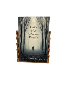 Diary of a Reluctant Psychic OOP 2014 First Edition Brand New - Picture 1 of 4