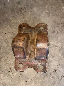 International 656 Bracket-link 525644R1 - Picture 1 of 5