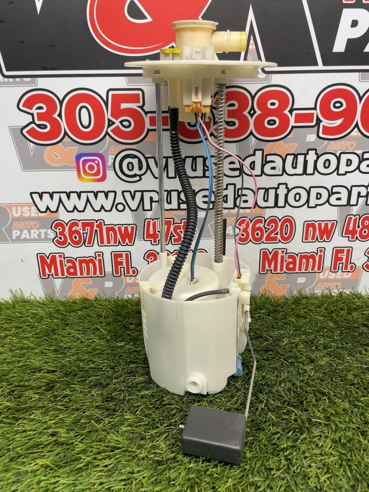 ✅ Toyota Yaris 2008 bomba de combustible OEM Foto 1 de 3