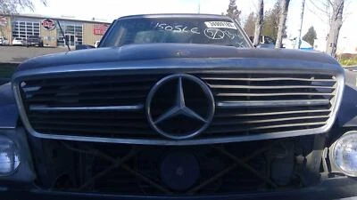 72 73 74 75 76 77 78 79 80 MERCEDES SLC 450 Grille - OEM - Image 1 of 4