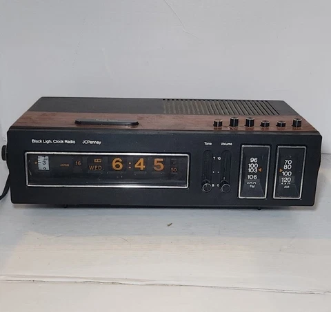 Vintage J C Penny Black Light Flip Clock Radio Model 3767, FOR PARTS / REPAIR Cover