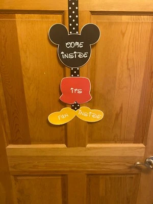 米老鼠灵感生日门衣架 — 第 1/2 张图片