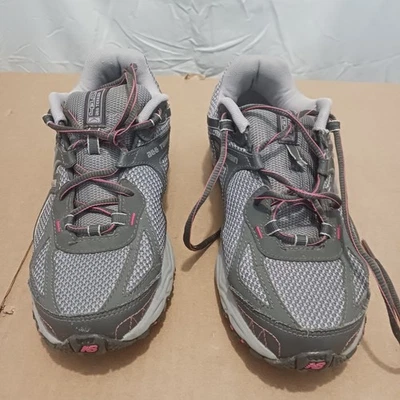 Sapatos femininos New Balance 411 All Terrain tamanho 9.5 rosa cinza - Imagem 1 de 4