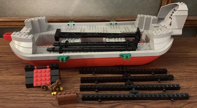 LEGO Piratas - Juego Barco Pirata Capitán Barbaneja 7075 Casco Mástiles y Piezas Foto 1 de 4