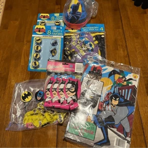 Vintage 90s Batman Cat Woman Riddler Large Party Lot With Costume Dead Stock - Picture 1 of 14