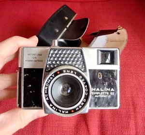 HALINA Achromat Simplette EE Camera, Instant Load 126 Kodapak Cartridge 1970s - Picture 1 of 17