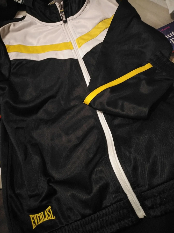 niños Everlast chaqueta amarilla y negra edad 11-12  Foto 1 de 1