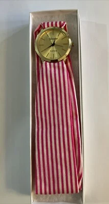NOS Vintage 1980's Ladies Geneva Pink and White Cloth Band Watch - Image 1 of 4