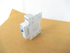 243965 New-No Box; Crouzet MAR188826115 Relay Delay Timer 8A; 24 VDC - Picture 1 of 5