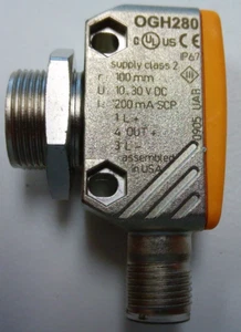 IFM Efector- OGH280 Diffuse Reflection Sensors with Background Suppression - Picture 1 of 8