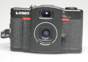 LOMO LC-Wide 35mm COMPACT FILM CAMERA 17mm 1:4.5 MINIGON 1 - Picture 1 of 5