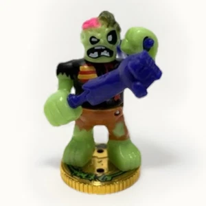 Akedo Ultimate Arcade Warriors Deadbreath Actionfigur Ultra Rare Zombie - Bild 1 von 6