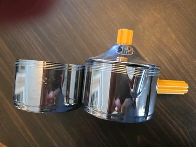 Manijas de fibra de café y azúcar cromadas tipo bakelike Foto 1 de 4