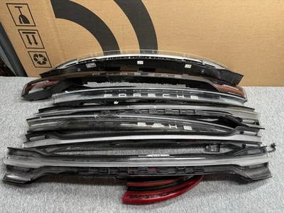 Дефектные светодиодные задние центральные левые правые задние фонари Porsche Taycan Macan Cayenne - Изображение 1 из 4