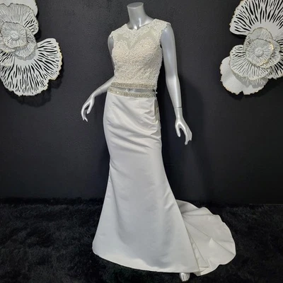 NWT~$1095~MON CHERI~SZ 4/6~IVORY TWO PIECE EMBELLISHED CROP TOP WEDDING DRESS - Image 1 of 4