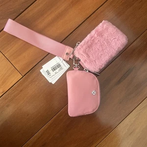 Pink Lululemon Dual Pouch Wristlet Plush Fleece - NWT - Picture 1 of 1