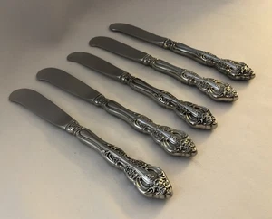 ONEIDA - MICHELANGELO -  5 BUTTER KNIVES - FLATWARE - SILVERWARE - STAINLESS - Picture 1 of 8
