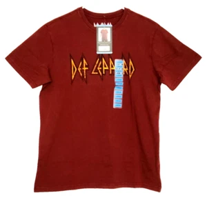Men's Def Leppard Graphic Band T-Shirt (Size Large) in Maroon - Picture 1 of 9