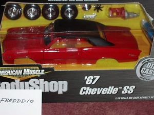 ERTL 1967 CHEVY CHEVELLE SS ROJO/NEGRO BODY SHOP KIT MODELO 1/18 MUY BUENO - Imagen 1 de 4