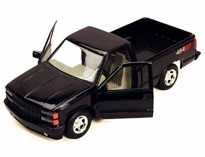 MotorMax 1992 Chevy 454SS Pickup Truck 1:24 Scale die-cast metal model  - Picture 1 of 1