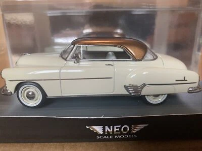 CHEVROLET DE LUXE HT COUPE 1/43 RESIN CAR MODEL BY NEO NEO44050 - Image 1 of 4