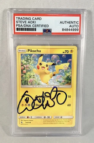 Steve Aoki Signed Pokemon Card Pikachu #025 2019 PSA/DNA COA Cover