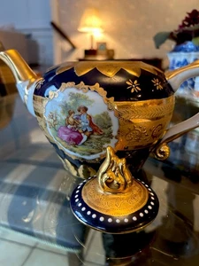 Teekanne Limoges Fragonard, Colbalt Blau Gold Details Signiert  - Bild 1 von 4