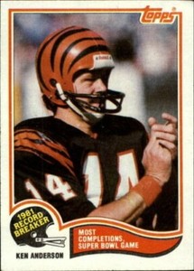 A9369- 1982 Topps Football Card #S 1-100 + Rookies - You Pick-10 + Free US