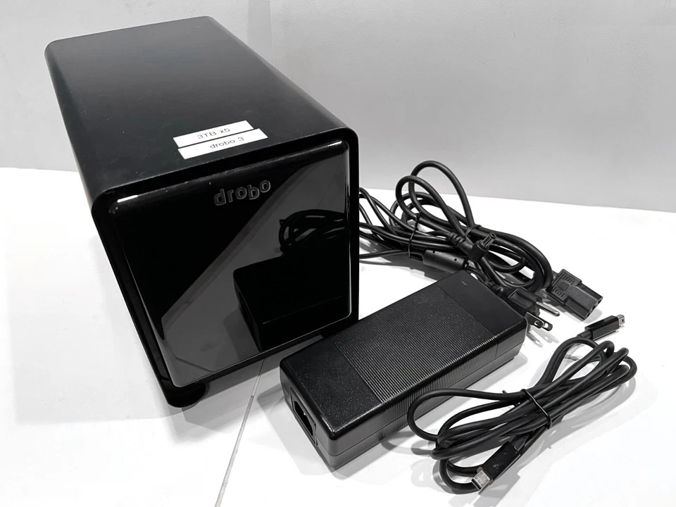 Drobo 5D DRDR5-A EXTERNAL RAID ENCLOSURE 10TB (5 x 3TB Drives) Thunderbolt, USB3 - Image 1 of 4