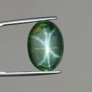 Zafiro estrella verde genuino natural de 6 rayos 5 quilates Gema suelta de forma ovalada para anillo - Imagen 1 de 10