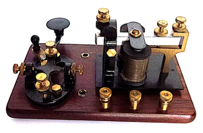 Signal Electric Mfg Learner Set Telegraph Key & Sounder  Works - Image 1 of 3