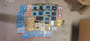 Lote Accesorios Tren HO Interruptores Atlas Señales Personas RR Cruces Farola - Imagen 1 de 10